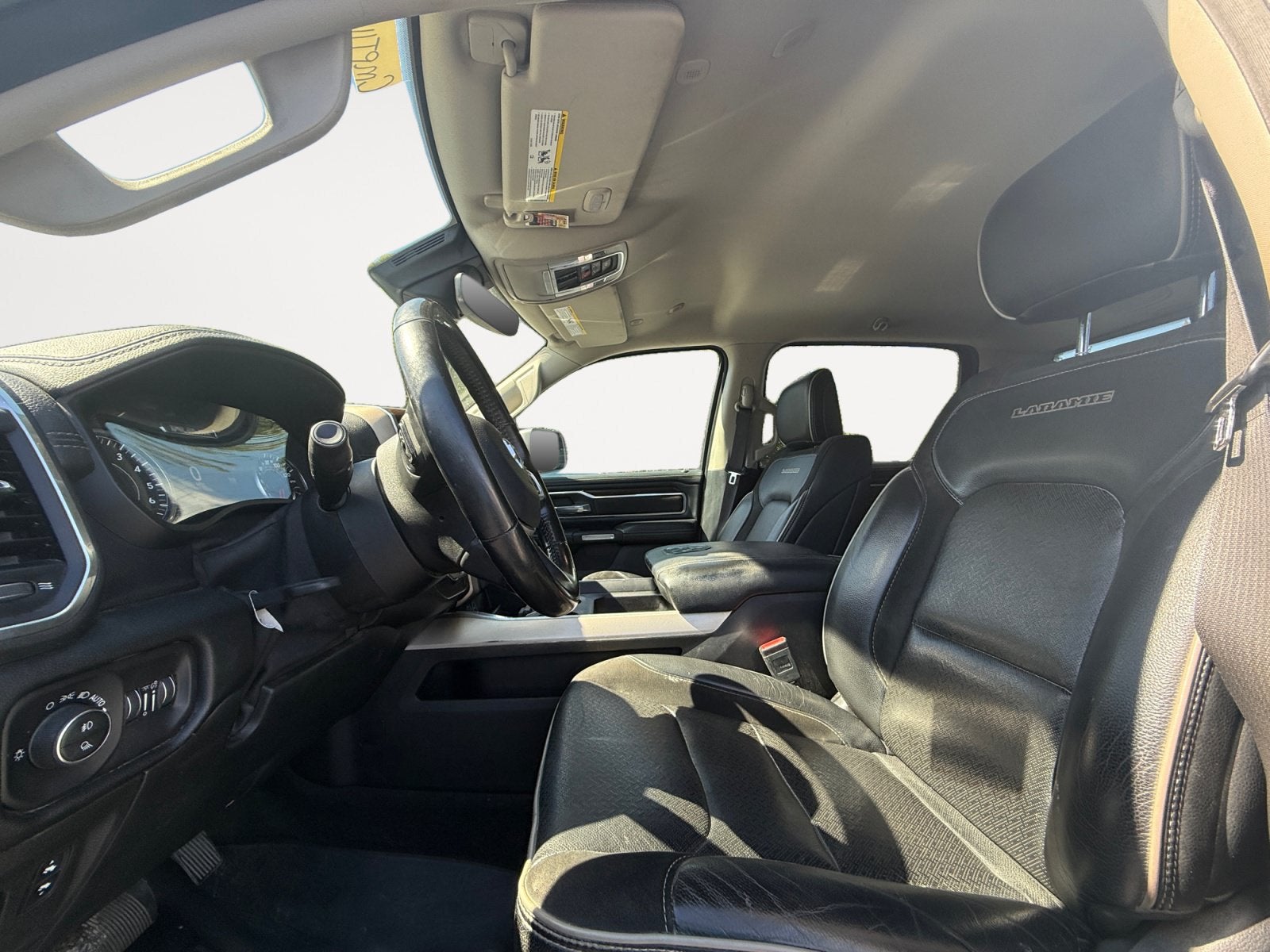 2022 RAM 1500 Laramie Crew Cab 4x4 5'7" Box