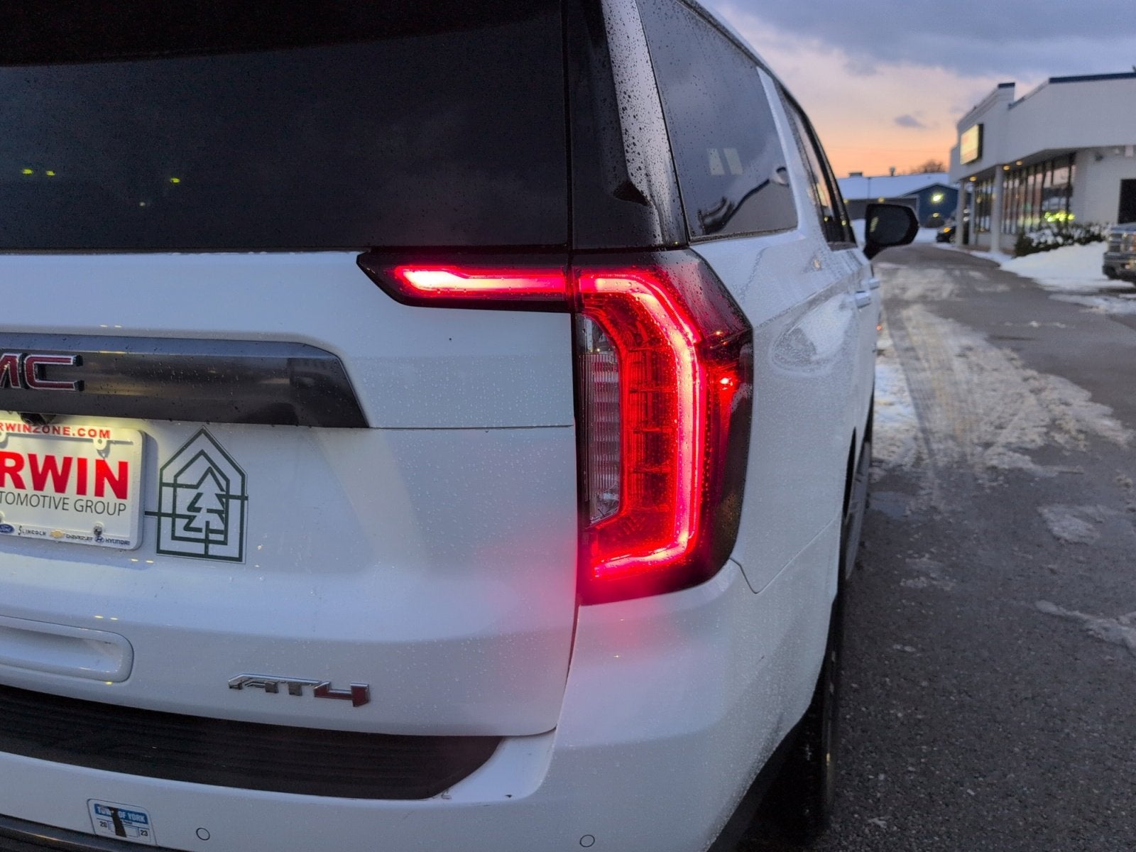 2022 GMC Yukon XL AT4