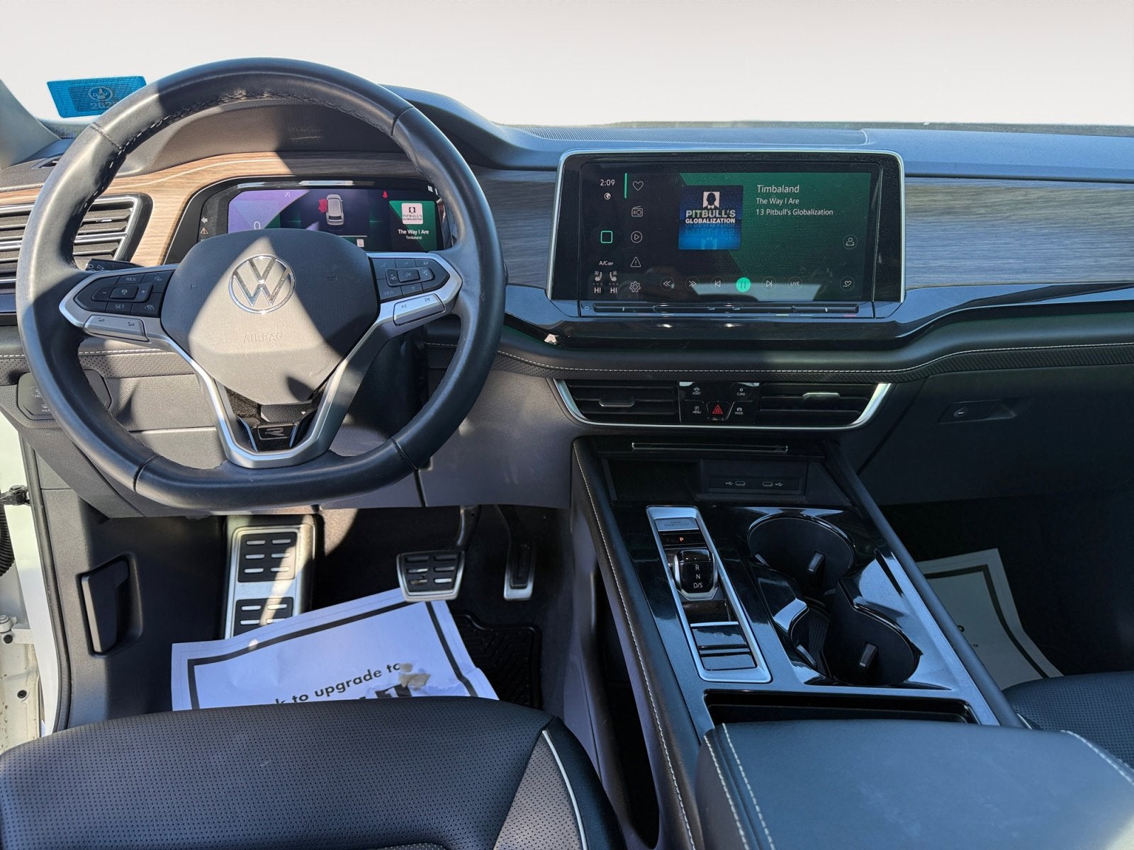 2024 Volkswagen Atlas 2.0T SEL Premium R-Line