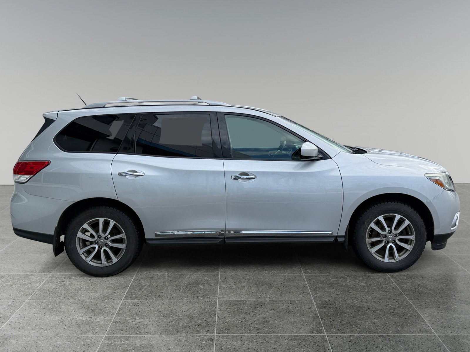 2015 Nissan Pathfinder SL