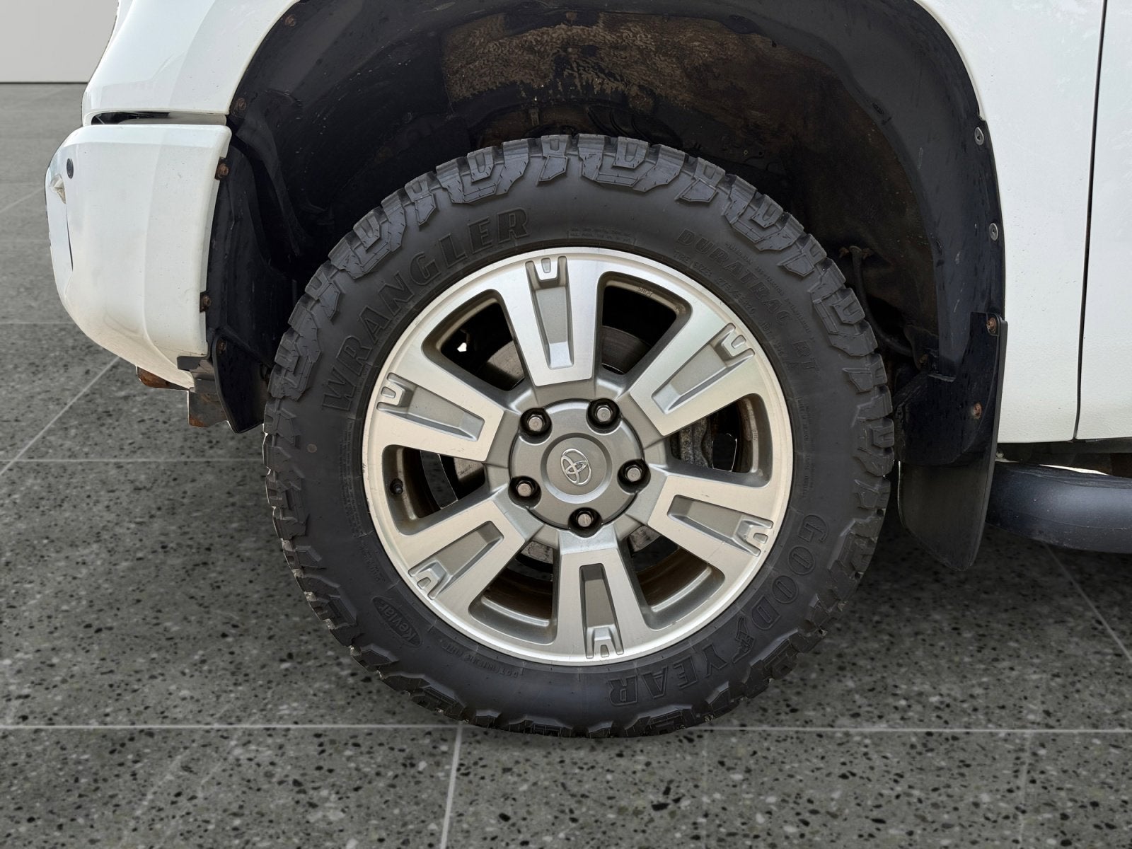2015 Toyota Tundra Platinum 5.7L V8