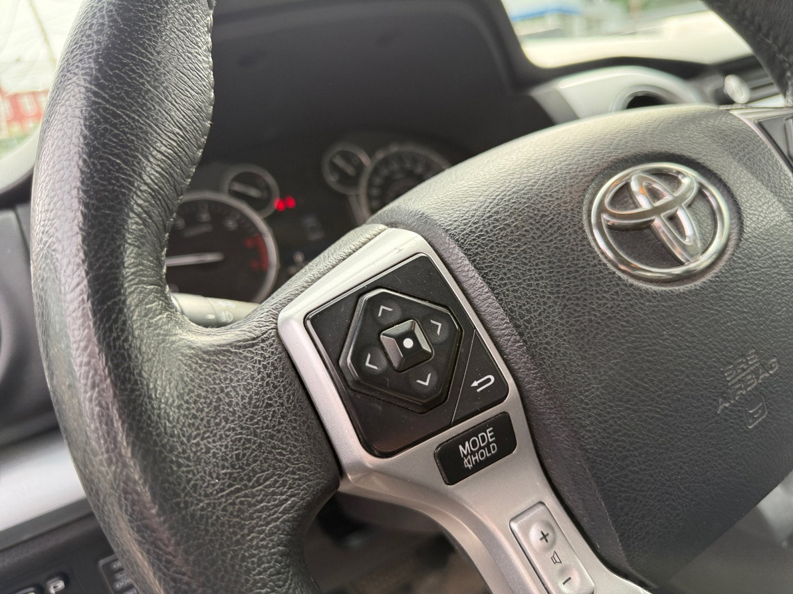 2015 Toyota Tundra Platinum 5.7L V8