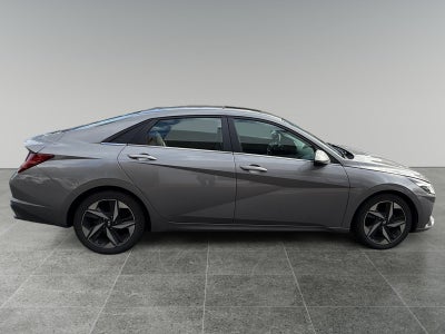 2022 Hyundai Elantra Limited