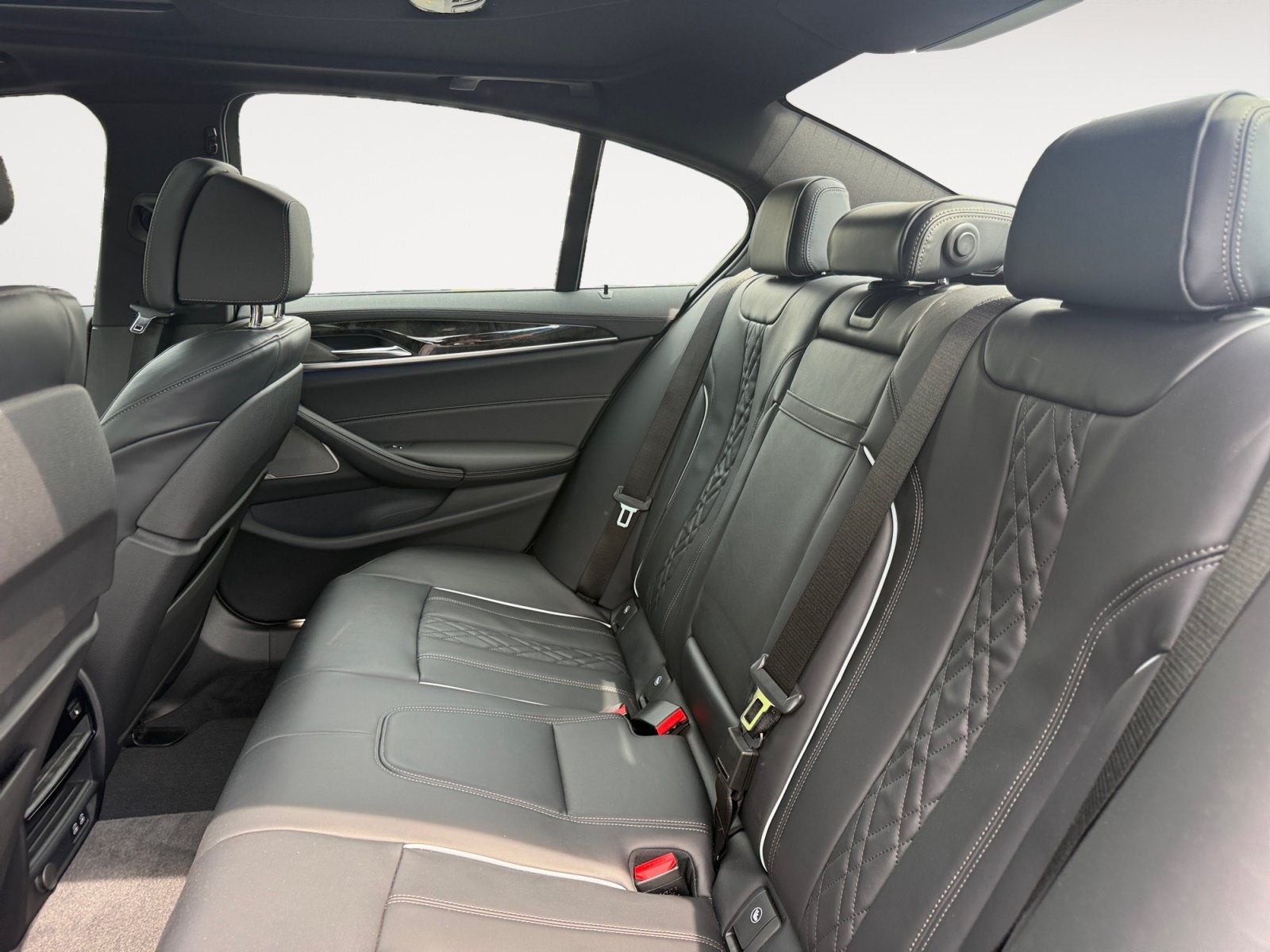 2021 BMW M550i xDrive