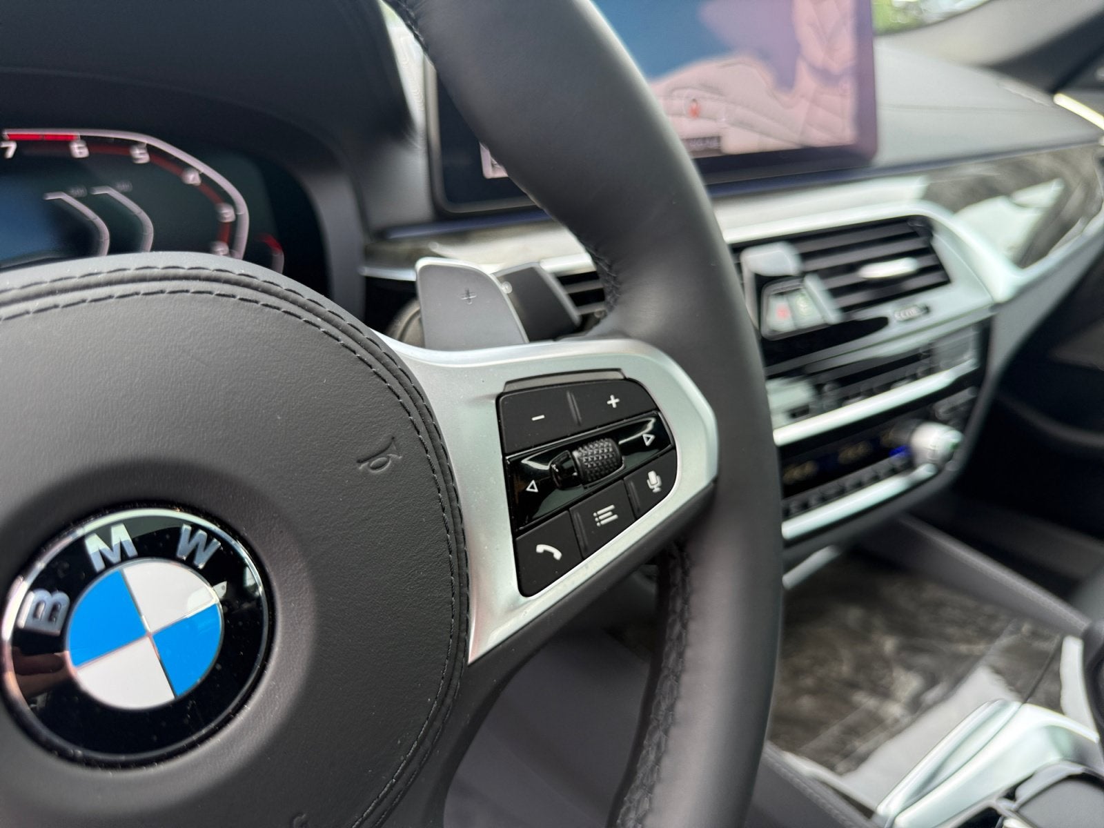 2021 BMW M550i xDrive