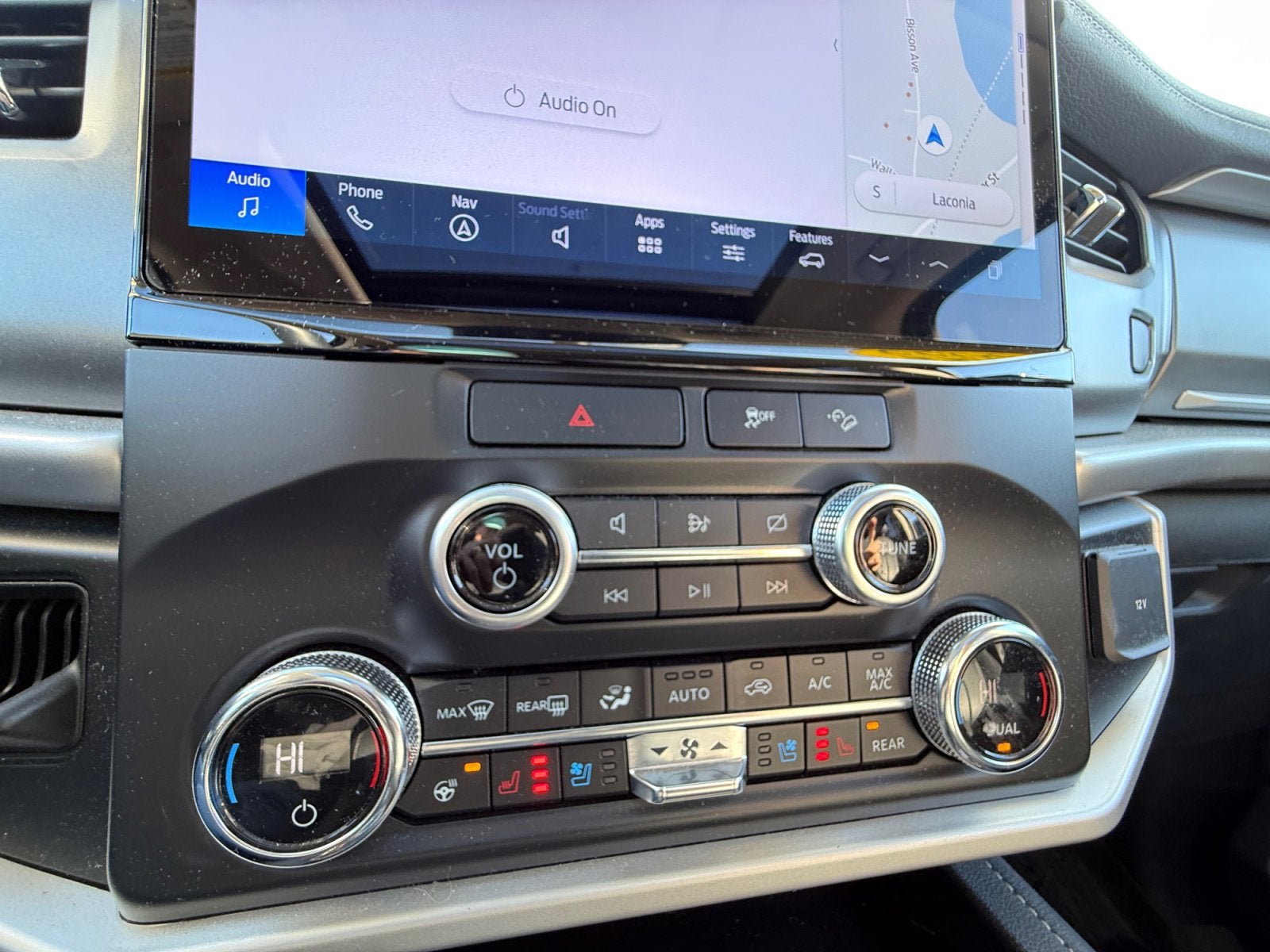 2022 Ford Expedition XLT