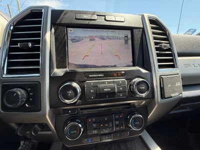 2017 Ford Super Duty F-250 SRW Lariat