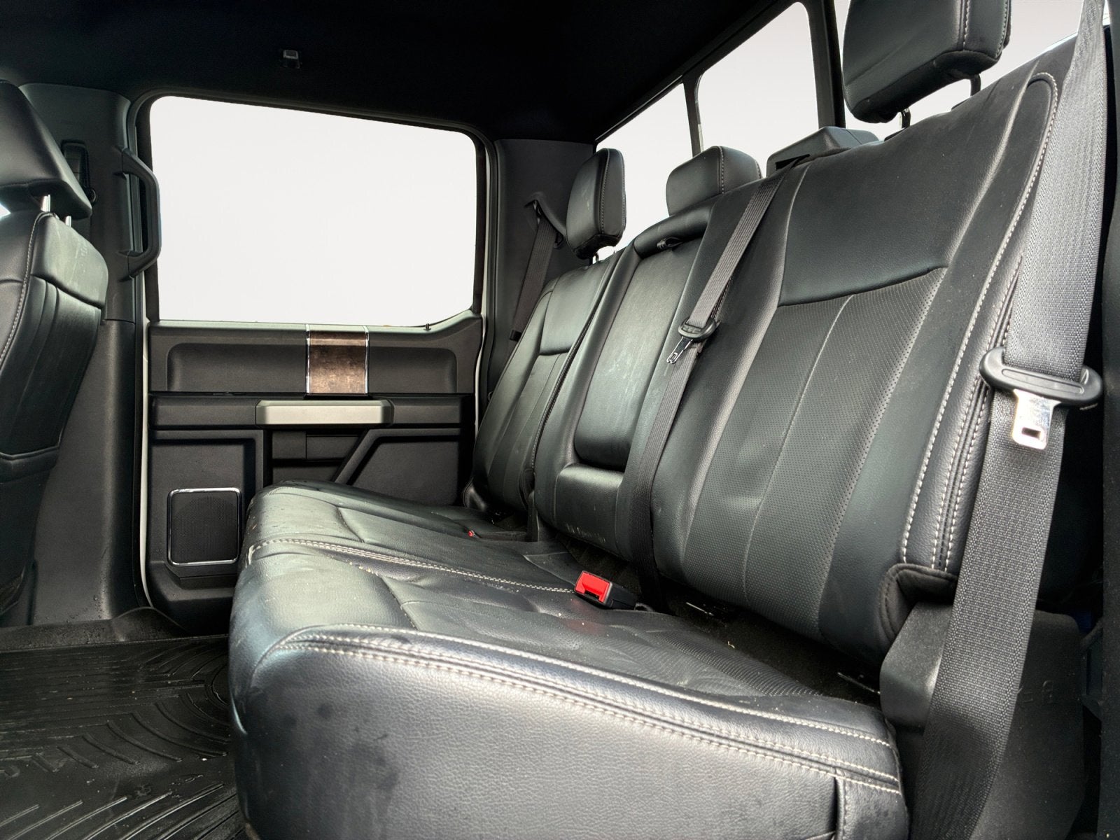 2022 Ford Super Duty F-250 SRW LARIAT