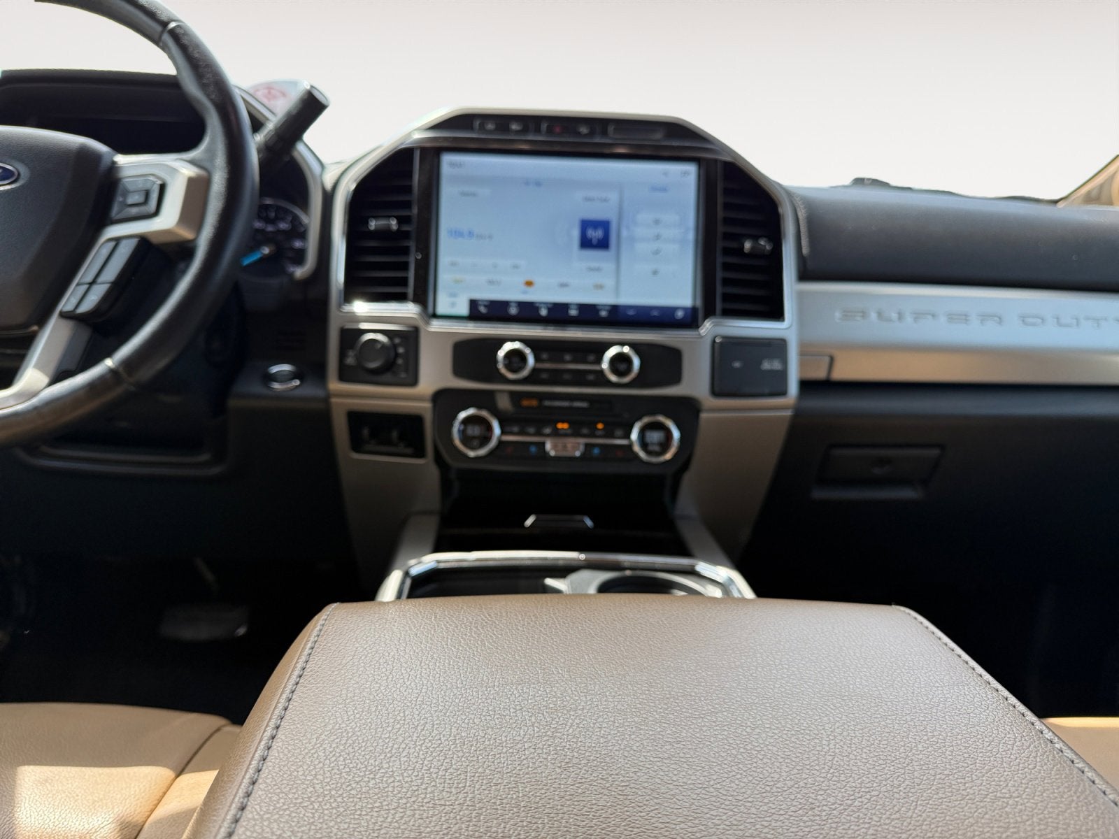 2022 Ford Super Duty F-250 SRW LARIAT