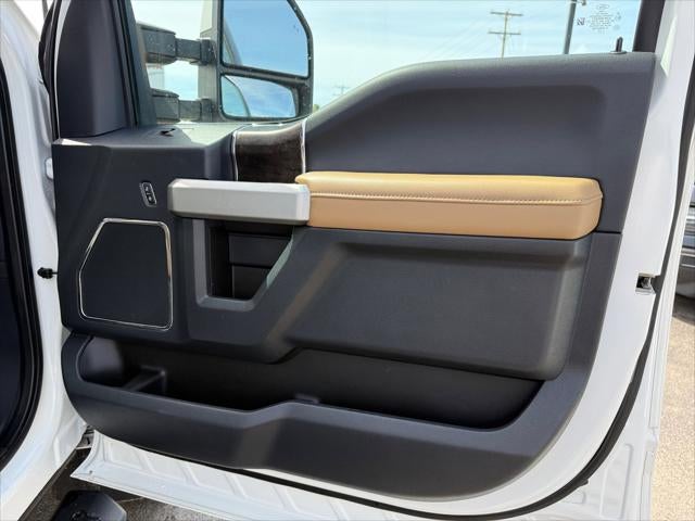 2022 Ford Super Duty F-250 SRW LARIAT