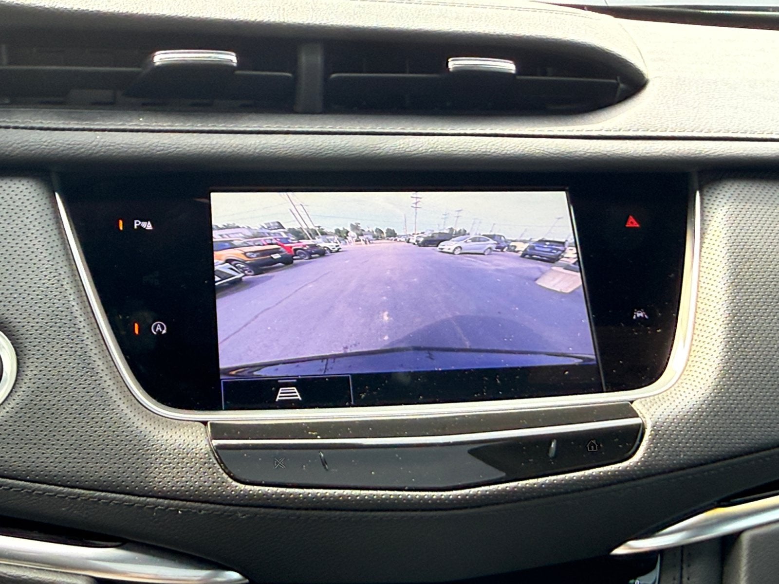 2025 Cadillac XT6 FWD Luxury