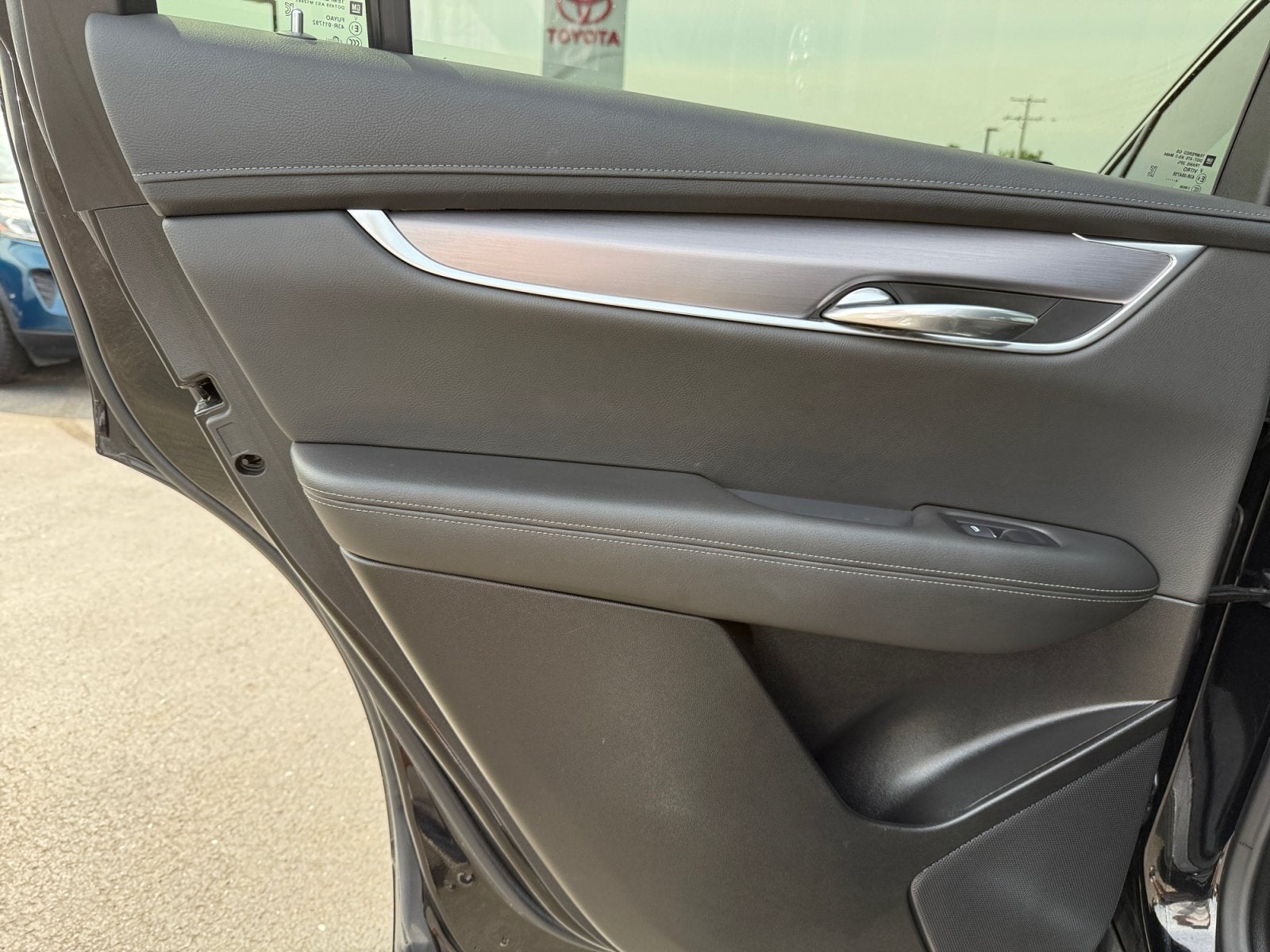 2025 Cadillac XT6 FWD Luxury