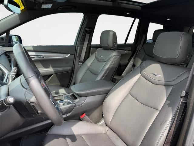 2025 Cadillac XT6 FWD Luxury