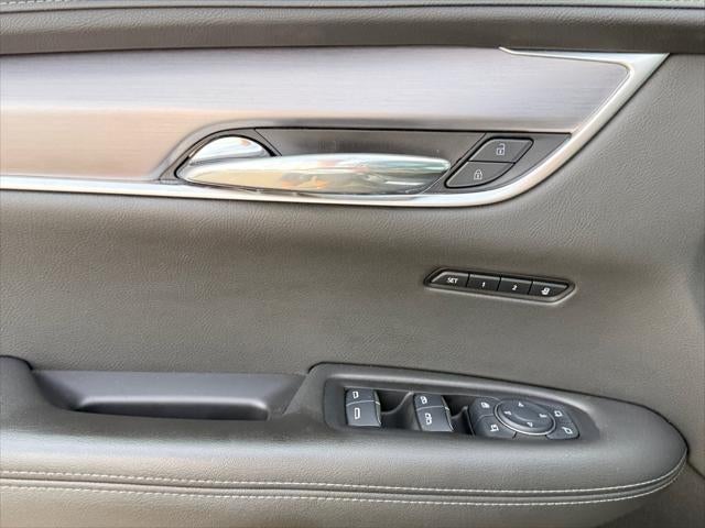 2025 Cadillac XT6 FWD Luxury