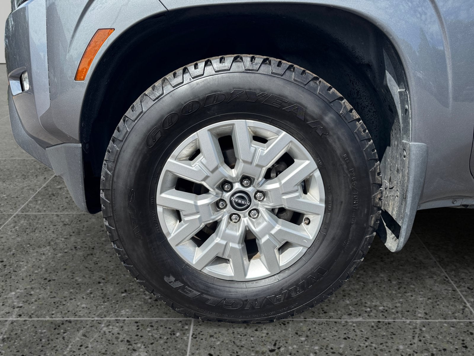 2022 Nissan Frontier SV