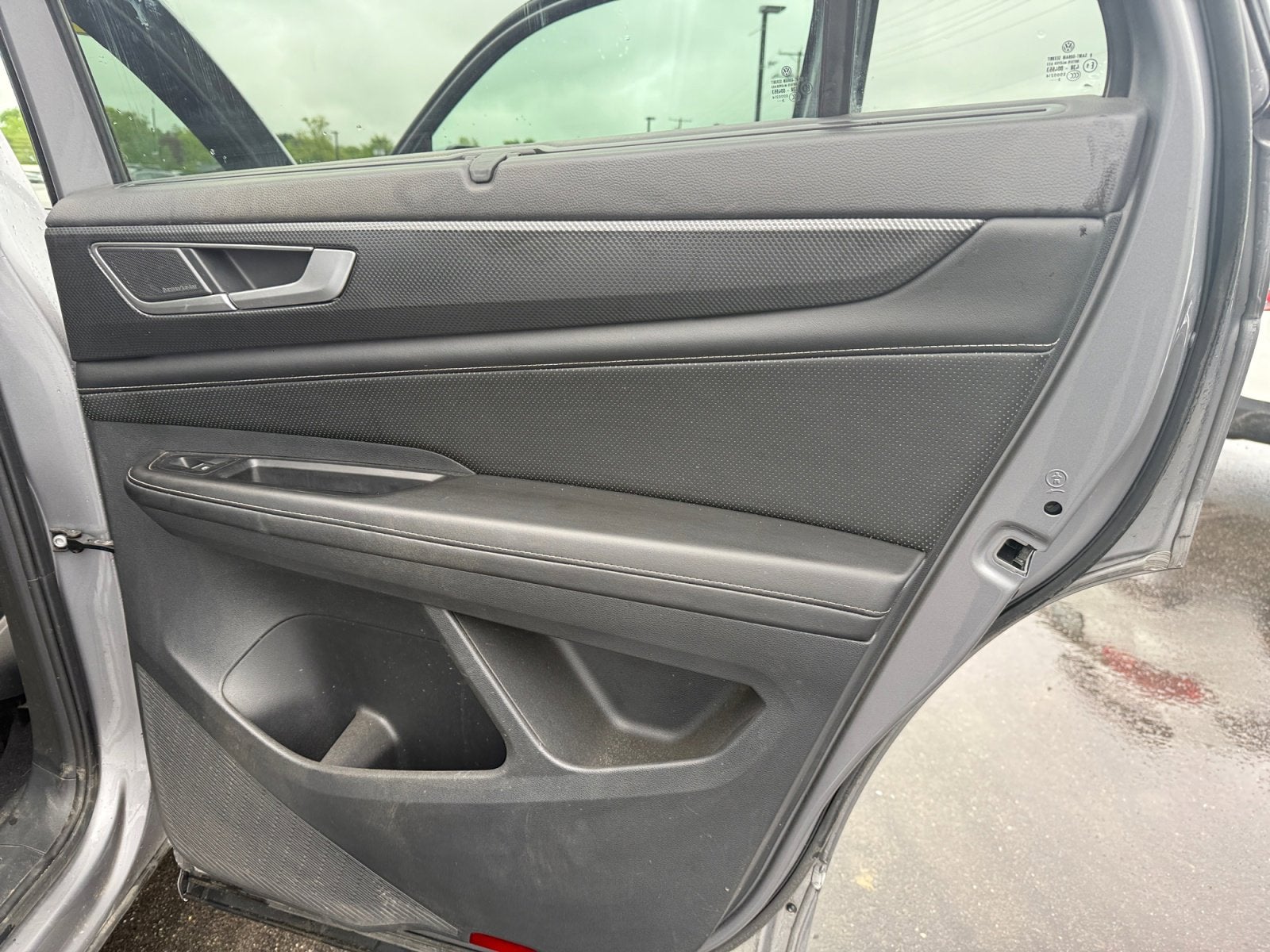2024 Volkswagen Atlas Cross Sport 2.0T SEL Premium R-Line