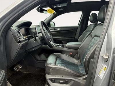 2024 Volkswagen Atlas Cross Sport 2.0T SEL Premium R-Line