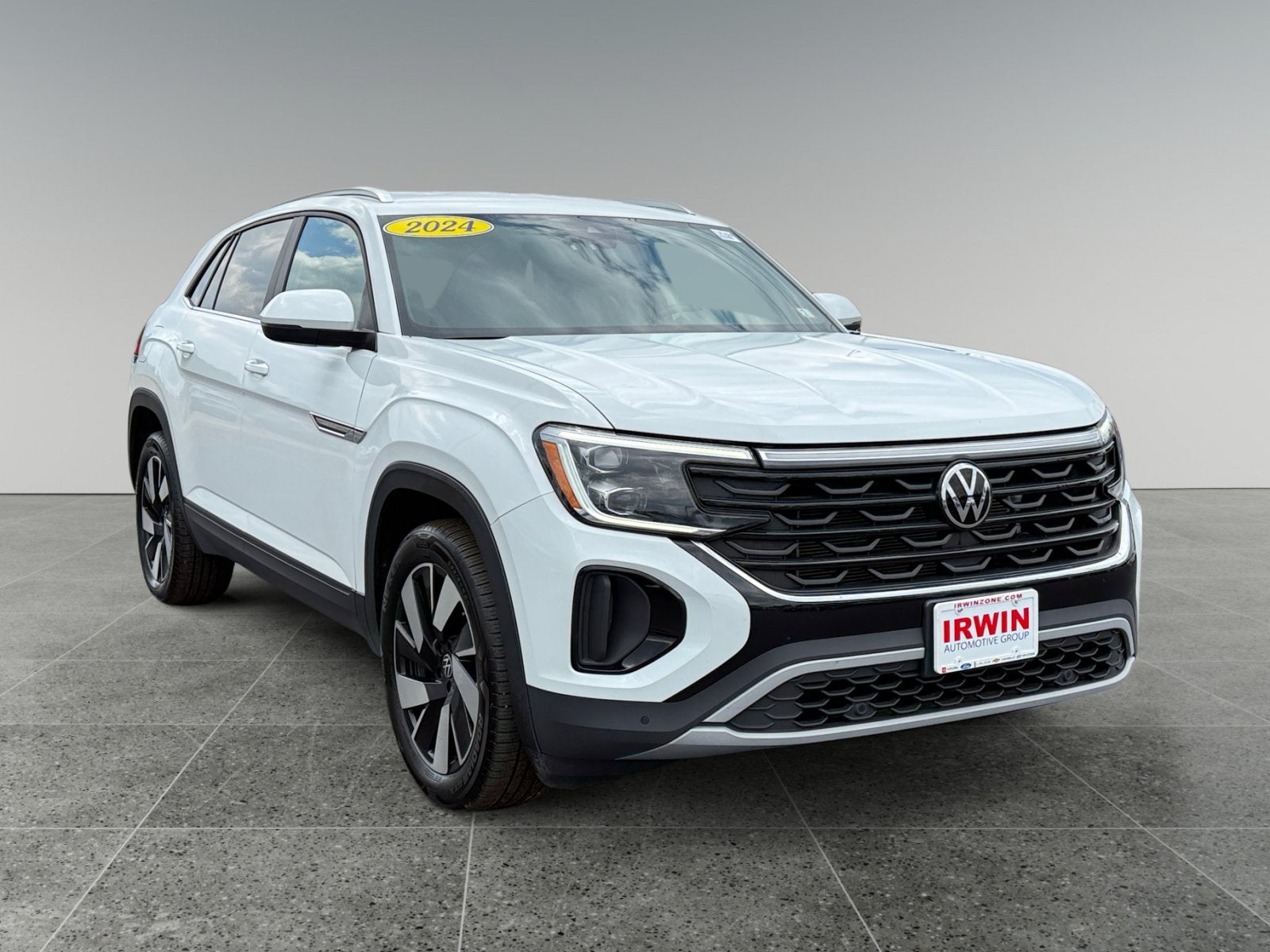 2024 Volkswagen Atlas Cross Sport 2.0T SE w/Technology