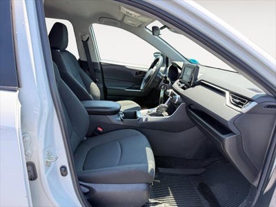 2022 Toyota RAV4 Hybrid LE