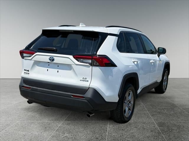 2022 Toyota RAV4 Hybrid LE