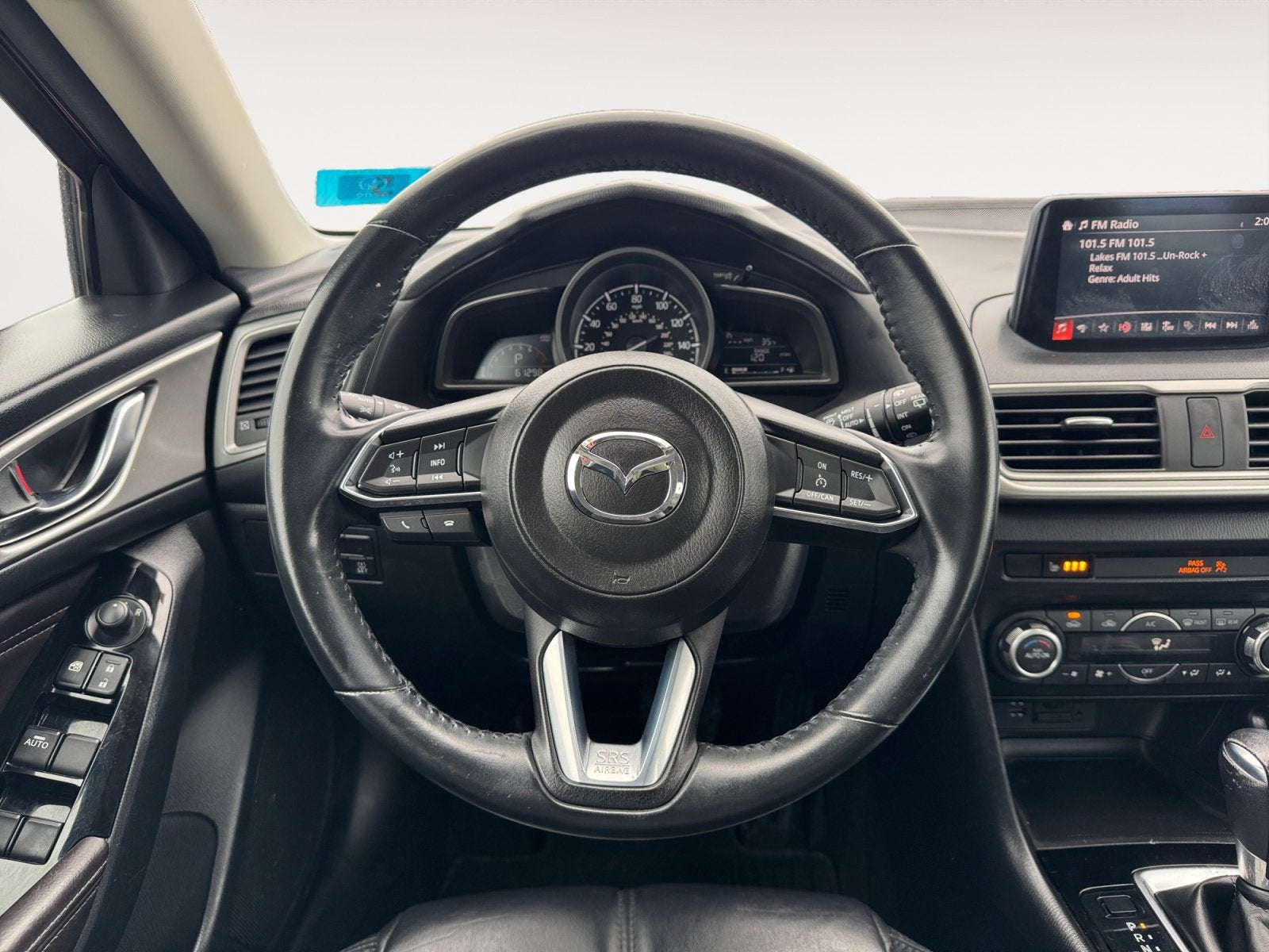 2018 Mazda Mazda3 5-Door Touring