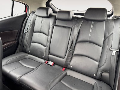 2018 Mazda Mazda3 5-Door Touring