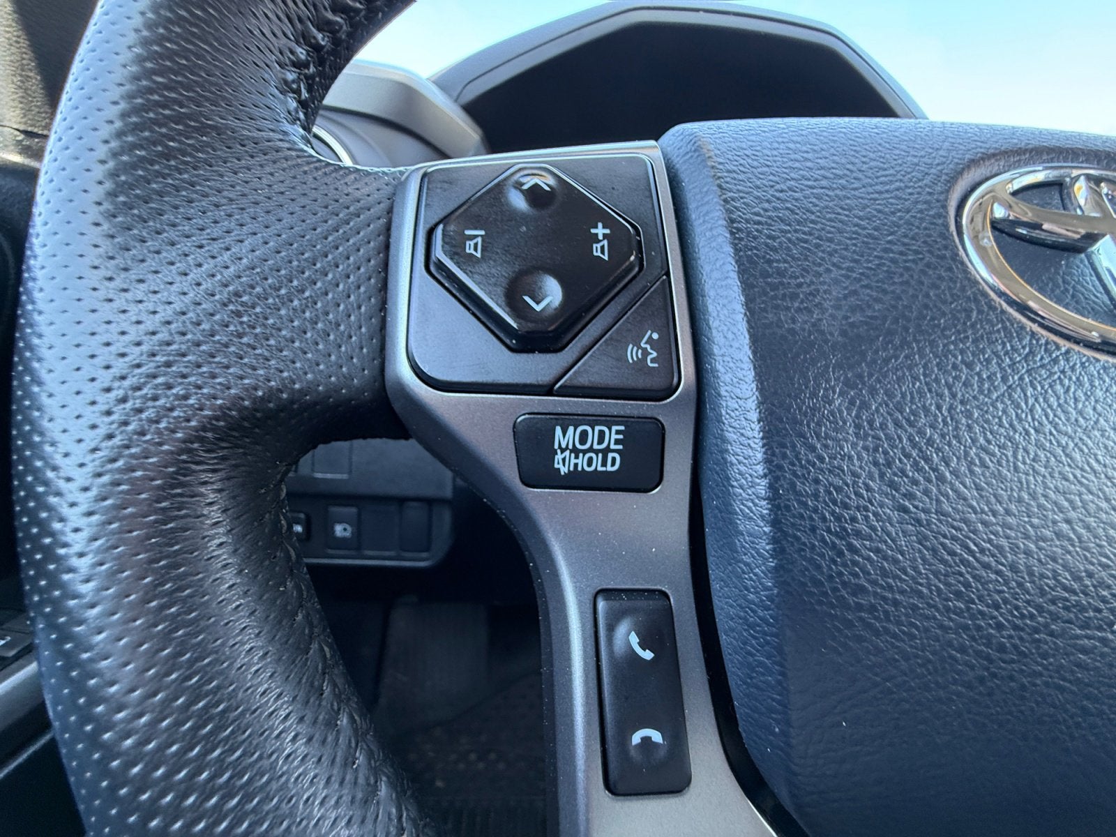 2020 Toyota Tacoma 4WD SR5