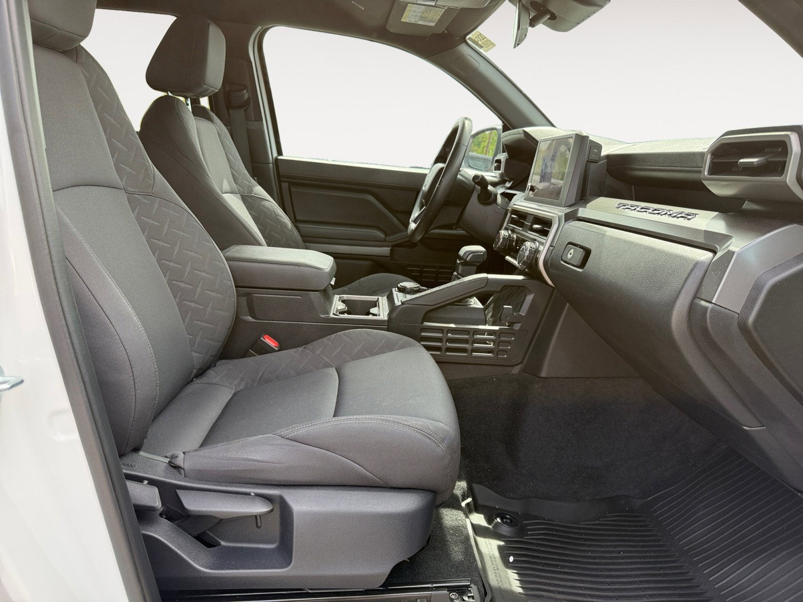 2024 Toyota Tacoma 4WD SR5