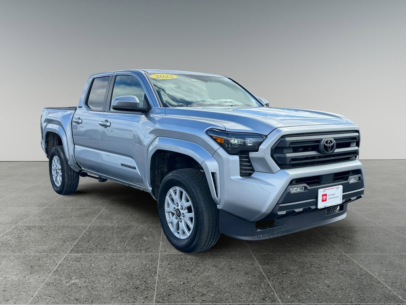 2025 Toyota Tacoma 4WD SR5
