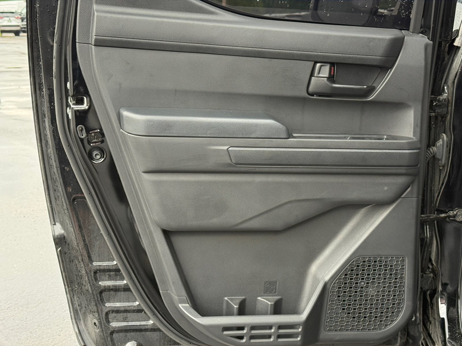 2025 Toyota Tacoma 4WD SR5
