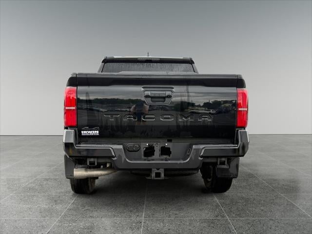 2025 Toyota Tacoma 4WD SR5