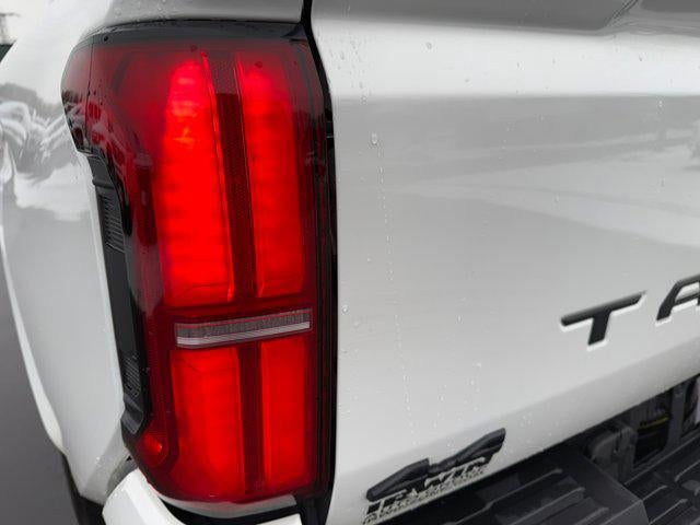 2025 Toyota Tacoma 4WD SR5