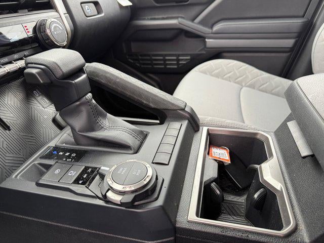 2025 Toyota Tacoma 4WD SR5