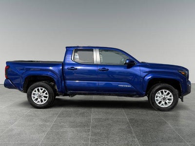 2025 Toyota Tacoma 4WD SR5