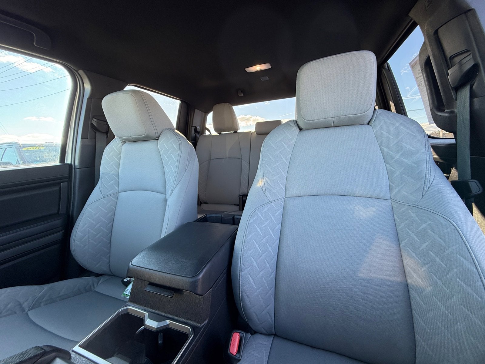 2025 Toyota Tacoma 4WD SR5