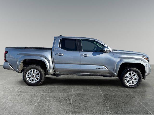 2025 Toyota Tacoma 4WD SR5
