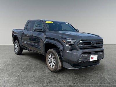 2025 Toyota Tacoma 4WD SR5