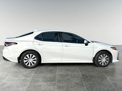 2024 Toyota Camry Hybrid LE