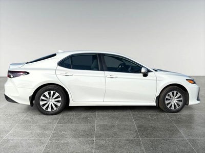 2024 Toyota Camry Hybrid LE
