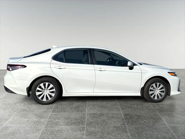 2024 Toyota Camry Hybrid LE