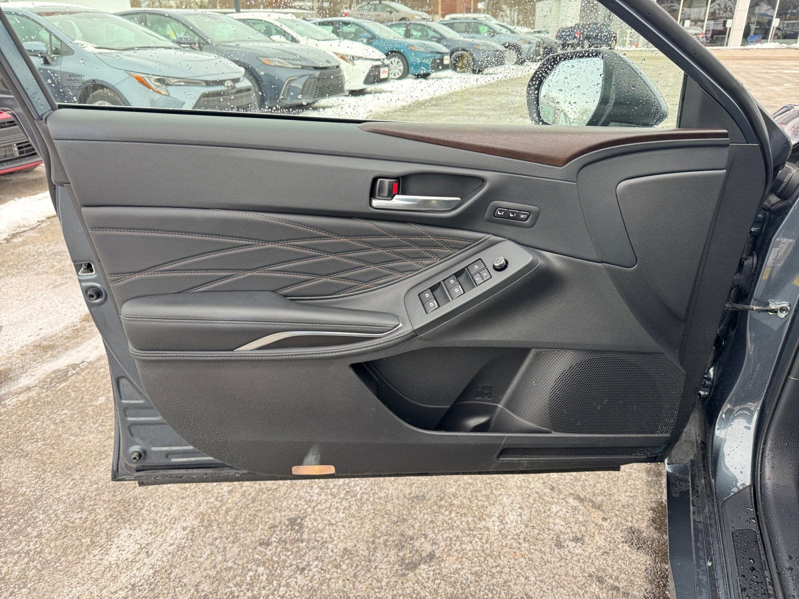 2021 Toyota Avalon Hybrid Limited