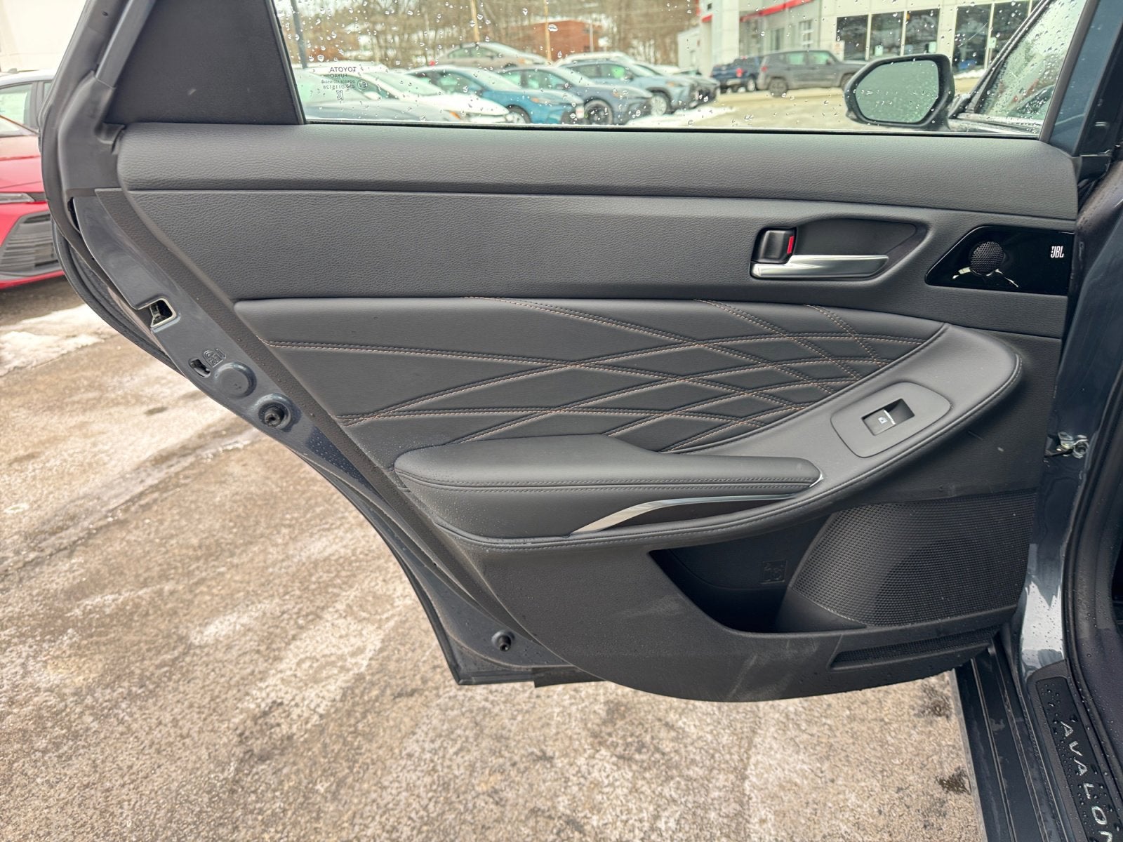 2021 Toyota Avalon Hybrid Limited