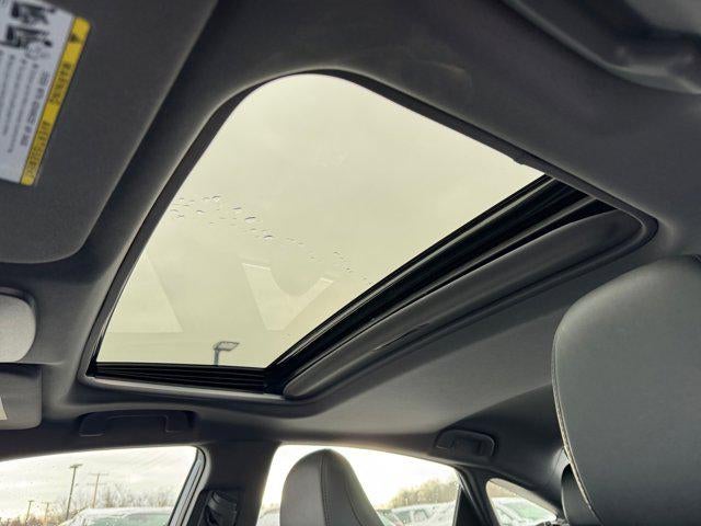 2021 Toyota Avalon Hybrid Limited