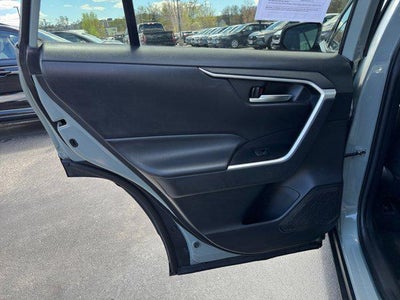 2021 Toyota RAV4 Hybrid XLE Premium