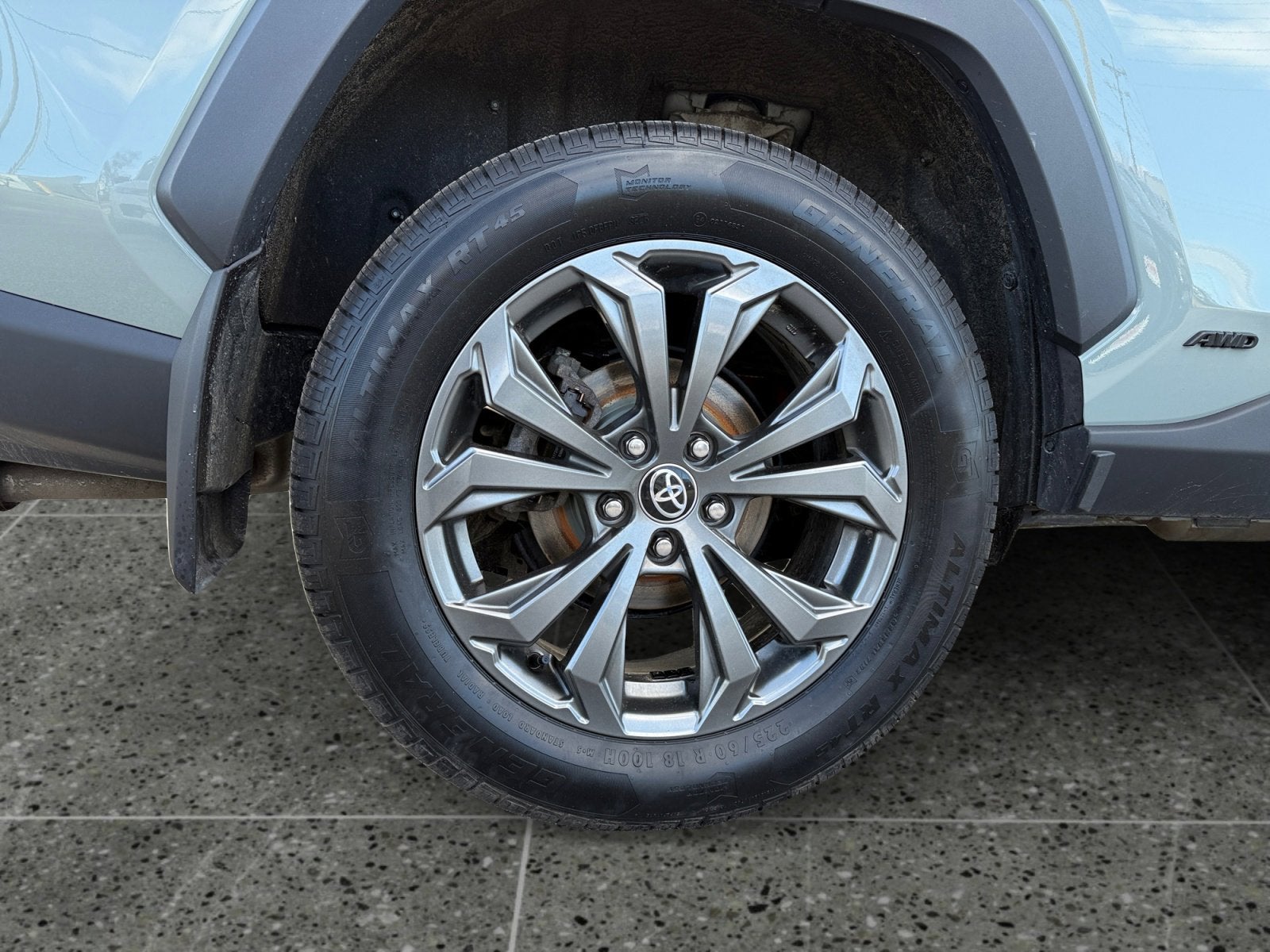 2023 Toyota RAV4 Hybrid XLE Premium