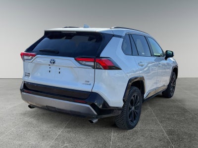 2022 Toyota RAV4 Hybrid SE