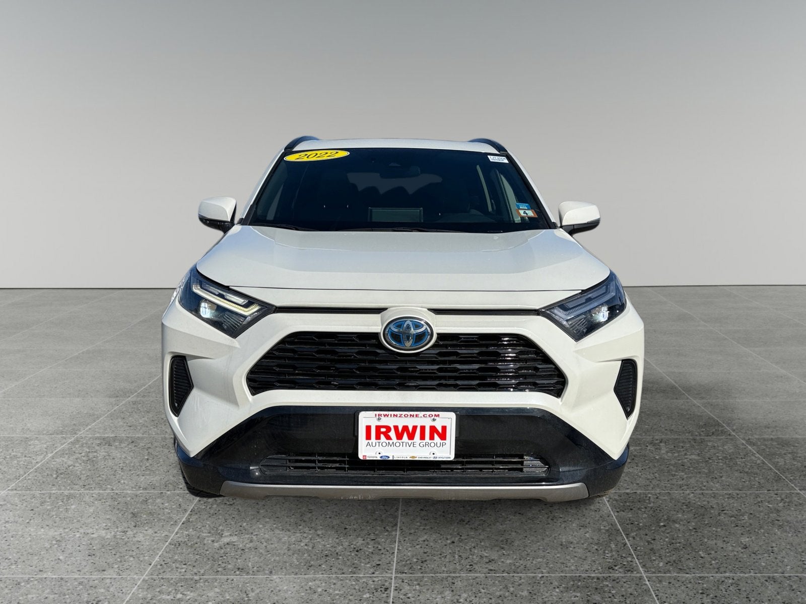 2022 Toyota RAV4 Hybrid SE