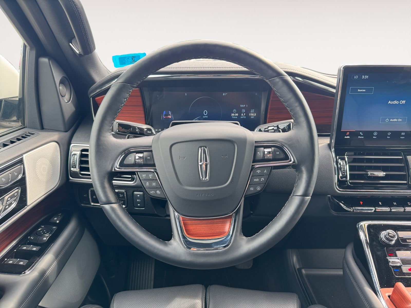 2024 Lincoln Navigator L Reserve