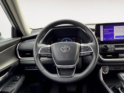 2025 Toyota Grand Highlander XLE