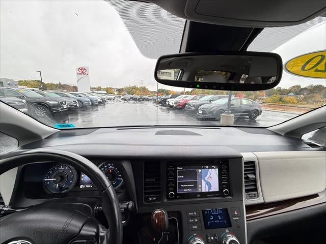 2020 Toyota Sienna Limited Premium